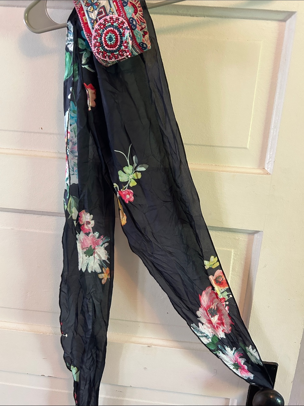 Johnny Was Silk Beaded Embroidered Floral Scarf Belt with Red Tassels - Picture 4 of 9